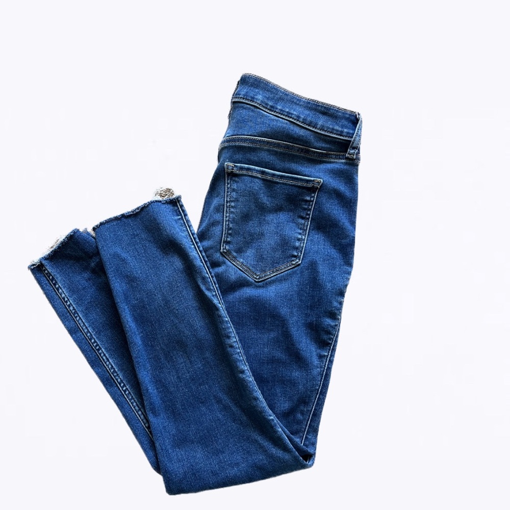 Old Navy Extra High-Rise Rockstar Super Skinny Jeans